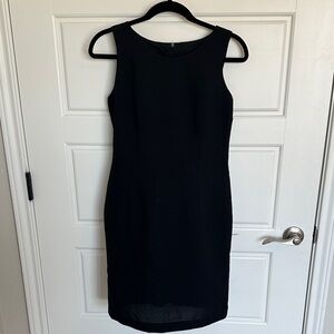 Elegant Black Sleeveless Dress size 6
